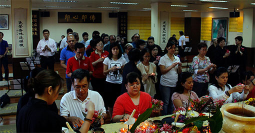 Qing Ming Filial Gratitute Ceremony